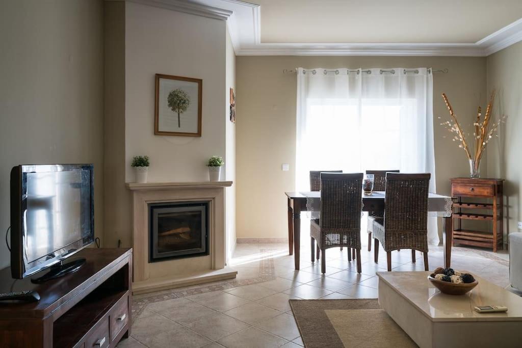New !! 2 Bedroom De - Comendador Sousa Uva 16